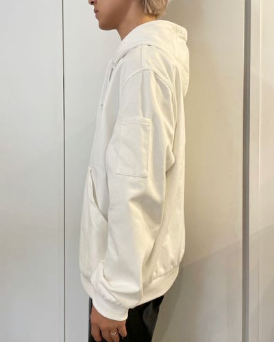 ロゴプレートフーデットデニムブルゾン