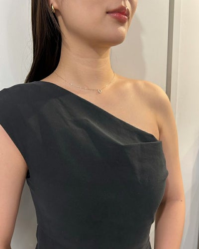 One-shoulder dress