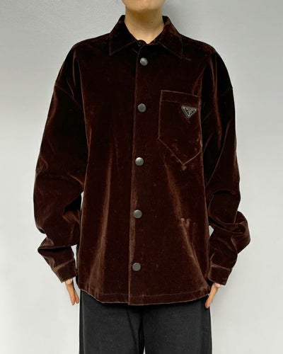 Triangle logo metal fitting velvet blouson