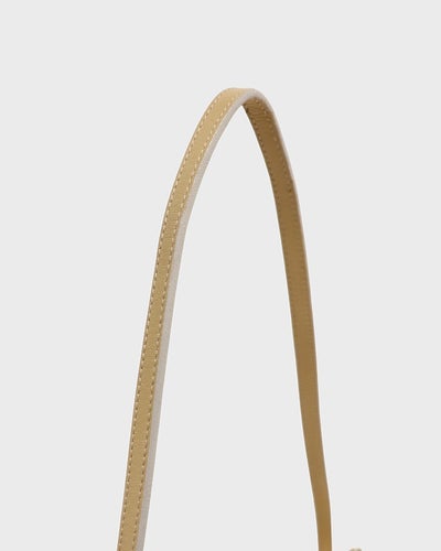 ロゴナッパレザーショルダーバッグ