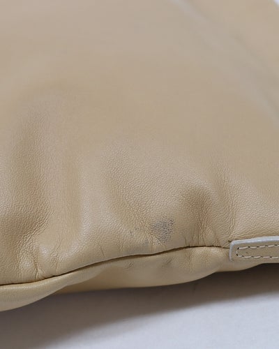 ロゴナッパレザーショルダーバッグ