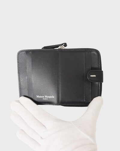 4ステッチコンパクトウォレット