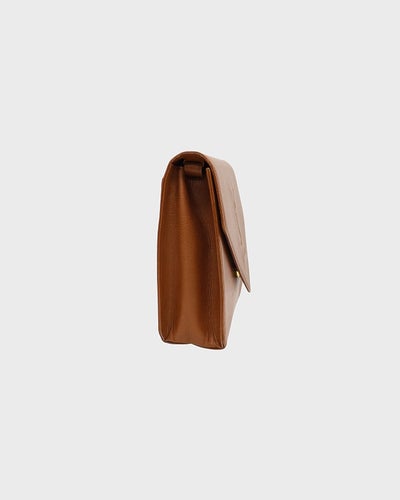 ロゴステッチレザーショルダーバッグ