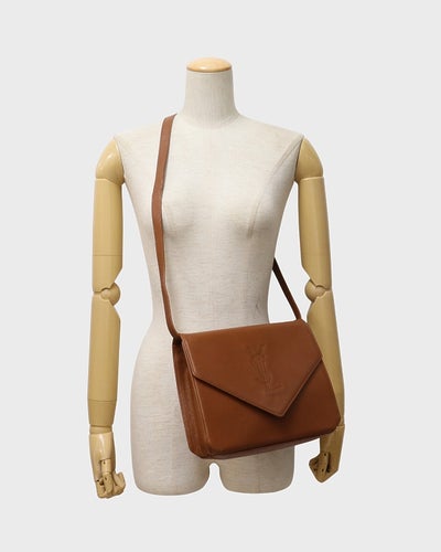 ロゴステッチレザーショルダーバッグ
