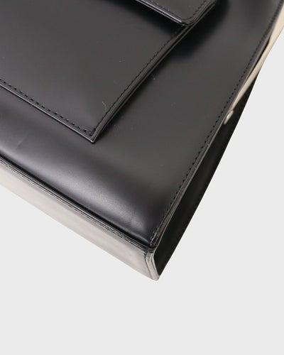 ロゴ金具レザーショルダーバッグ