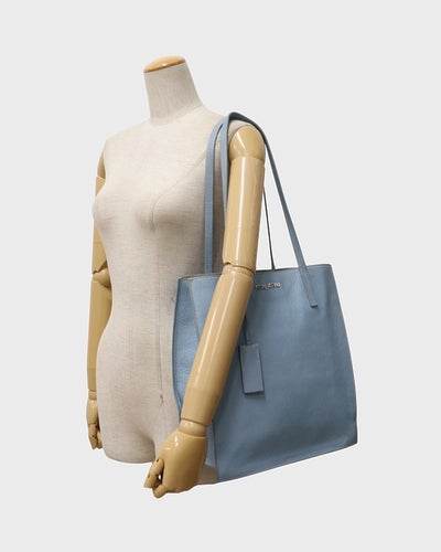 ロゴレザーショルダーバッグ