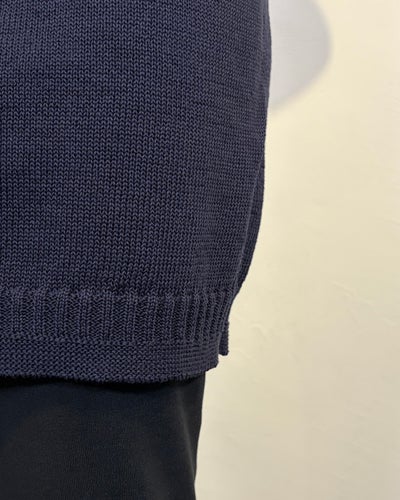 双C纽扣针织连衣裙