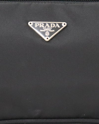 三角ロゴ金具ナイロンワンショルダーバッグ