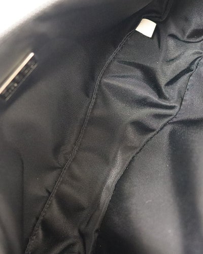 三角ロゴ金具ナイロンワンショルダーバッグ