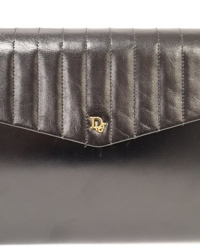 ロゴ金具レザーショルダーバッグ