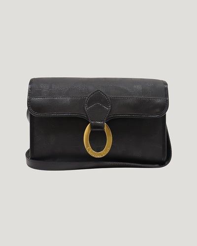 オーバル金具レザーショルダーバッグ