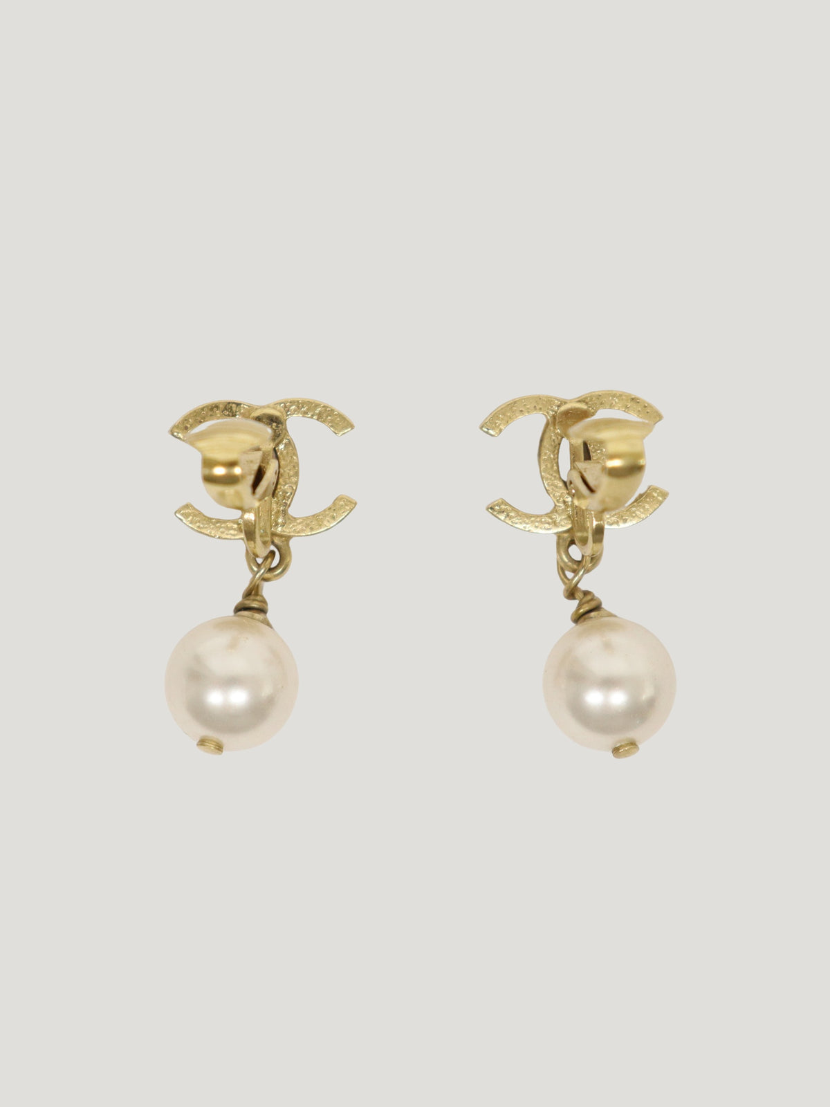 COCO Pearl Swing Earrings