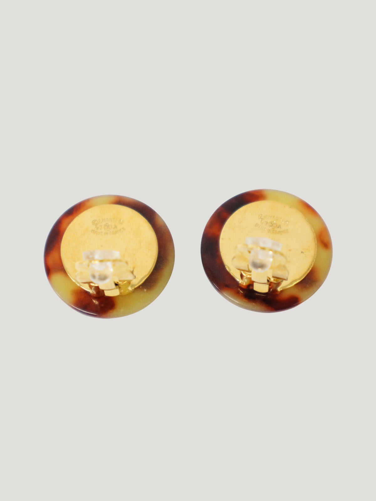COOCO Round Tortoiseshell Earrings