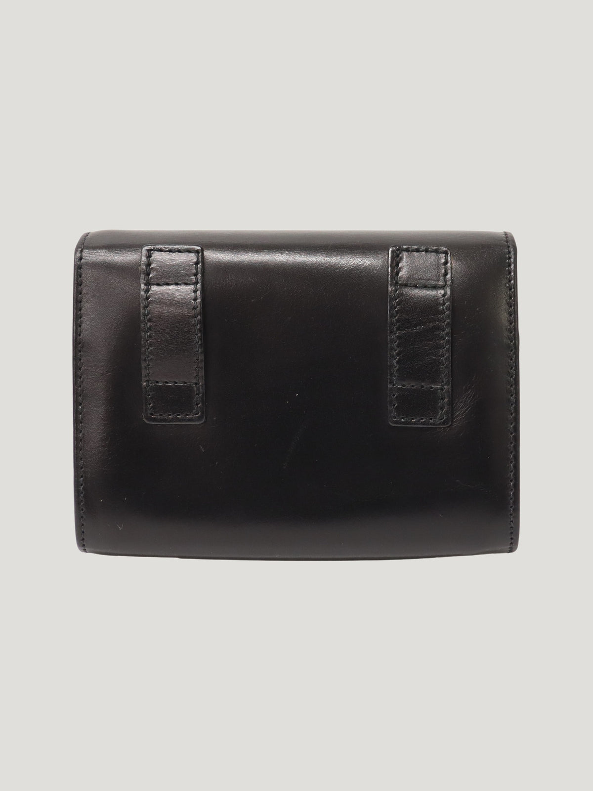Leather chain shoulder bag with VARA clasp