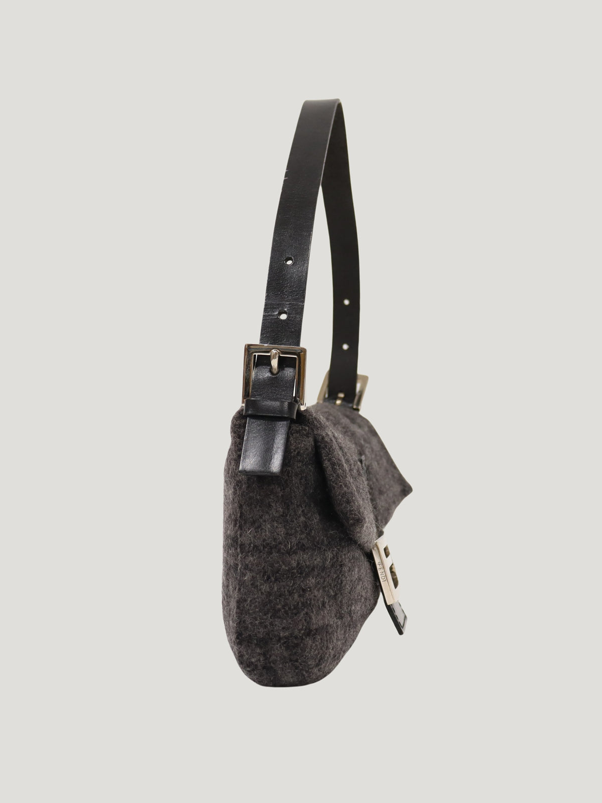 Wool Mamma bucket bag
