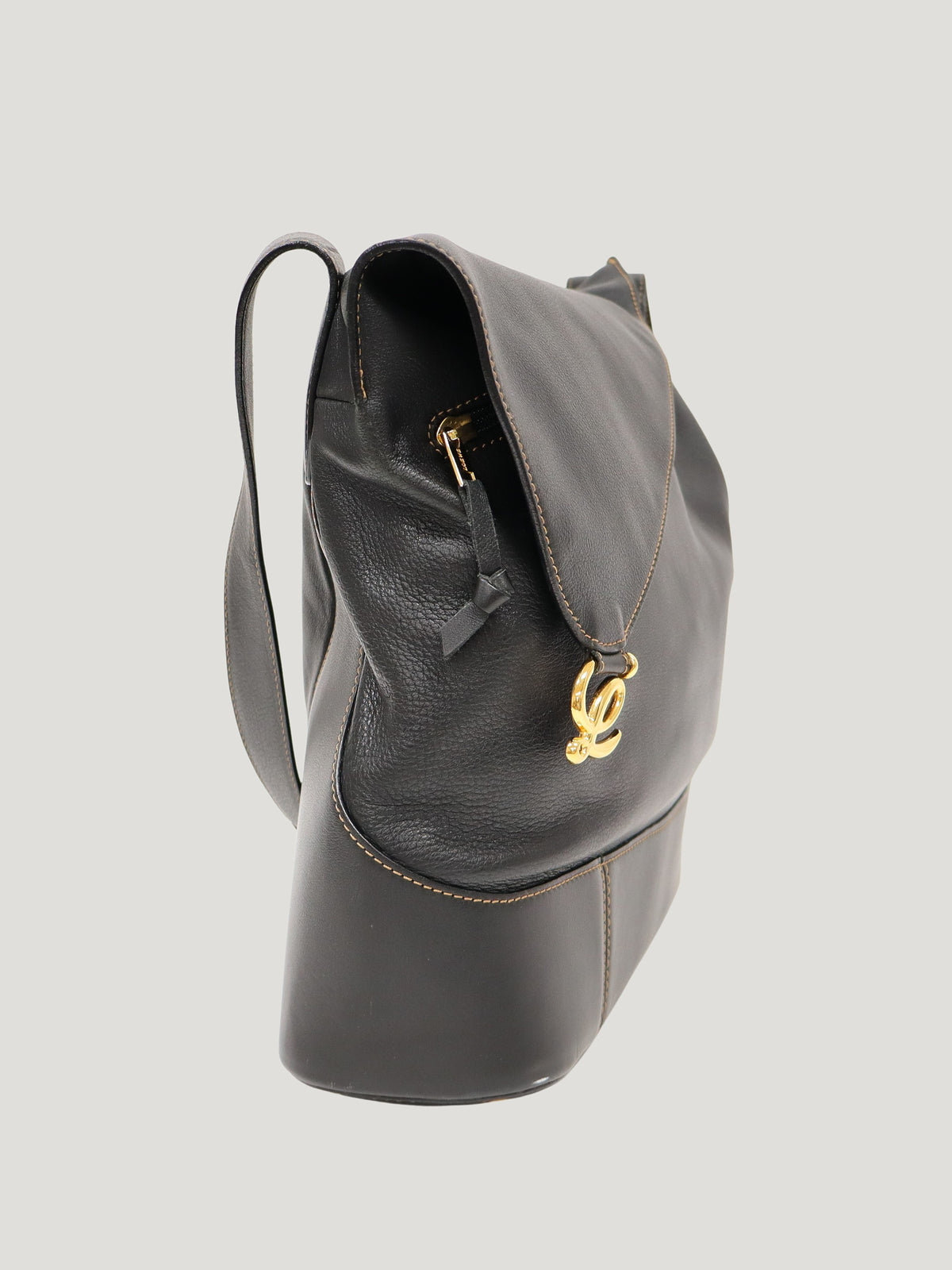 Anton Shoulder Bag