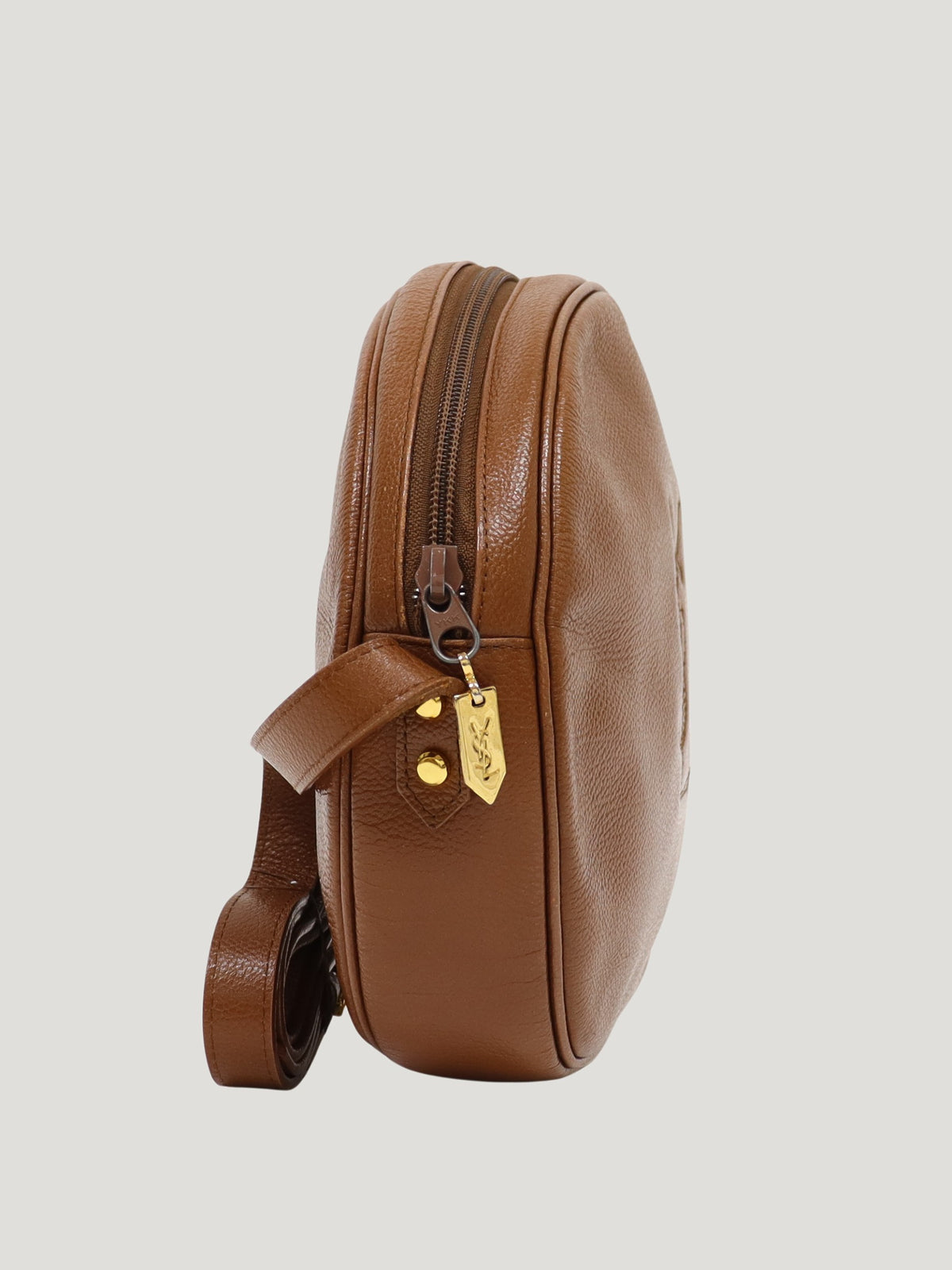ロゴステッチレザーショルダーバッグ