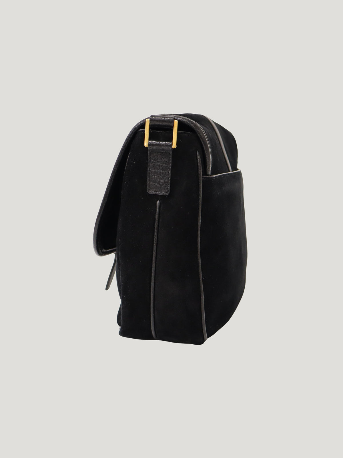 ロゴ金具スエードショルダーバッグ