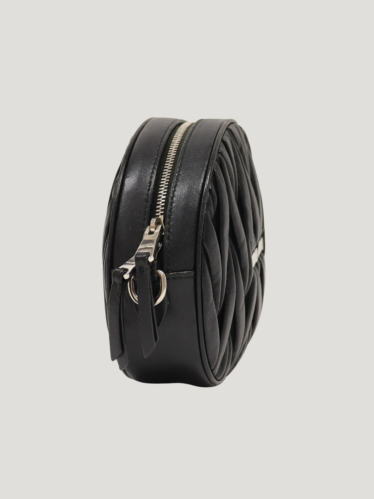 Matelassé shoulder bag