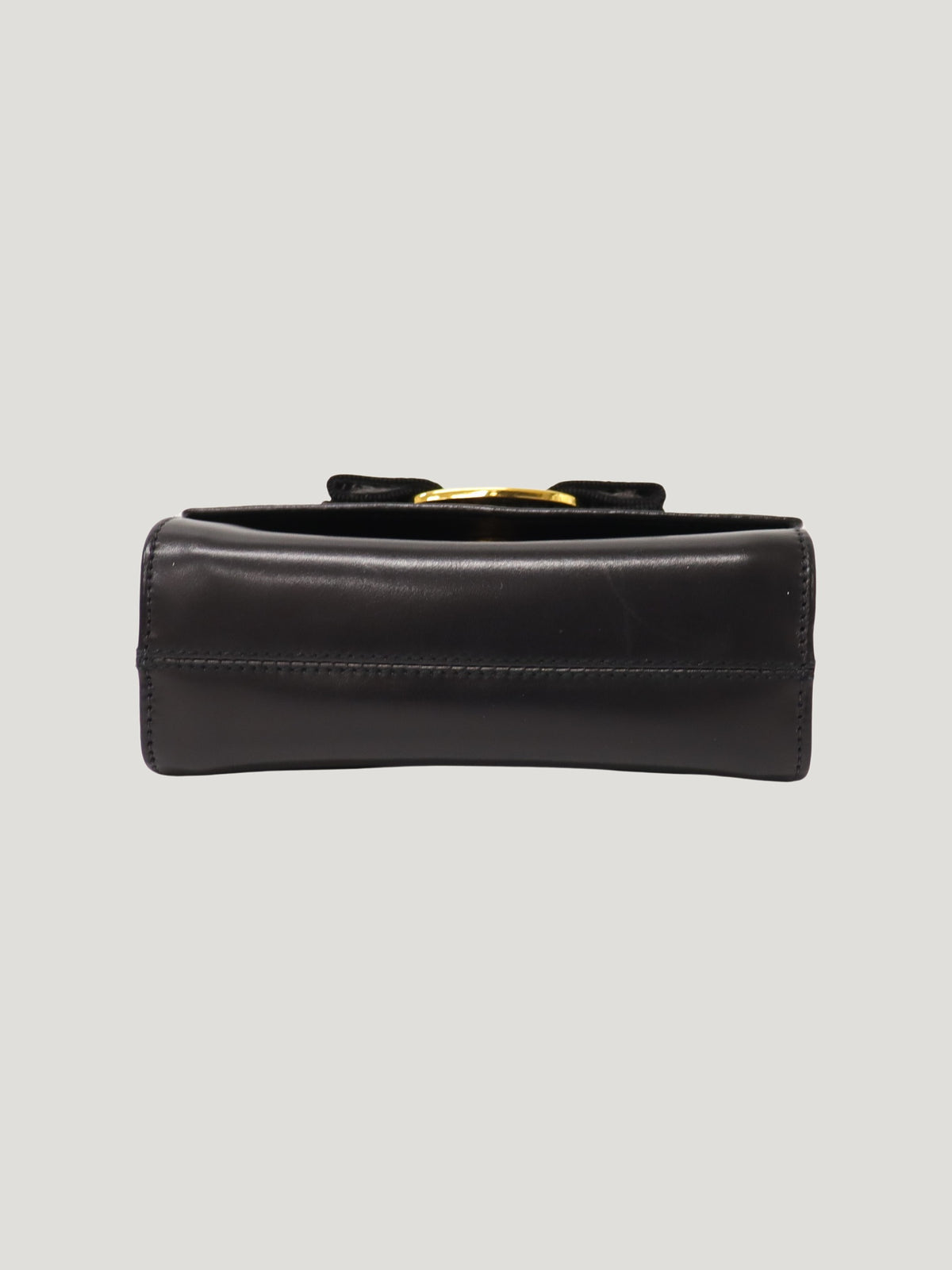 Leather chain shoulder bag with VARA clasp