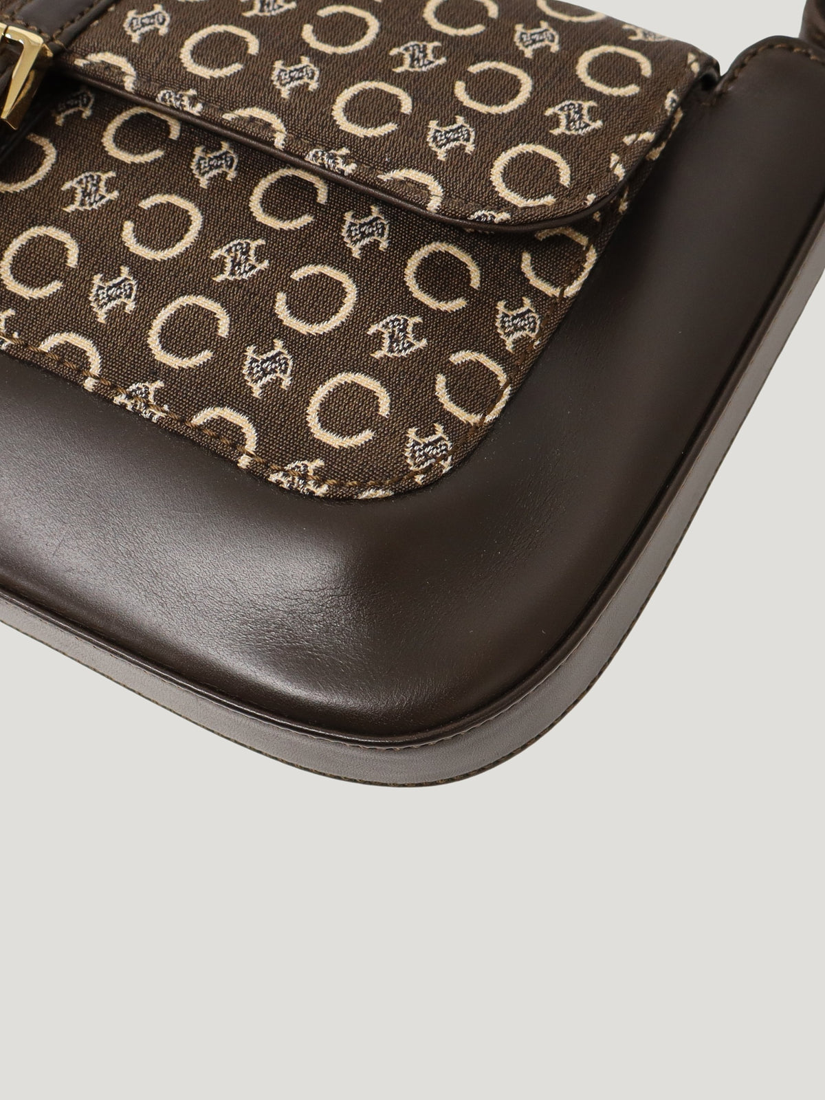 C Macadam-pattern one-shoulder bag