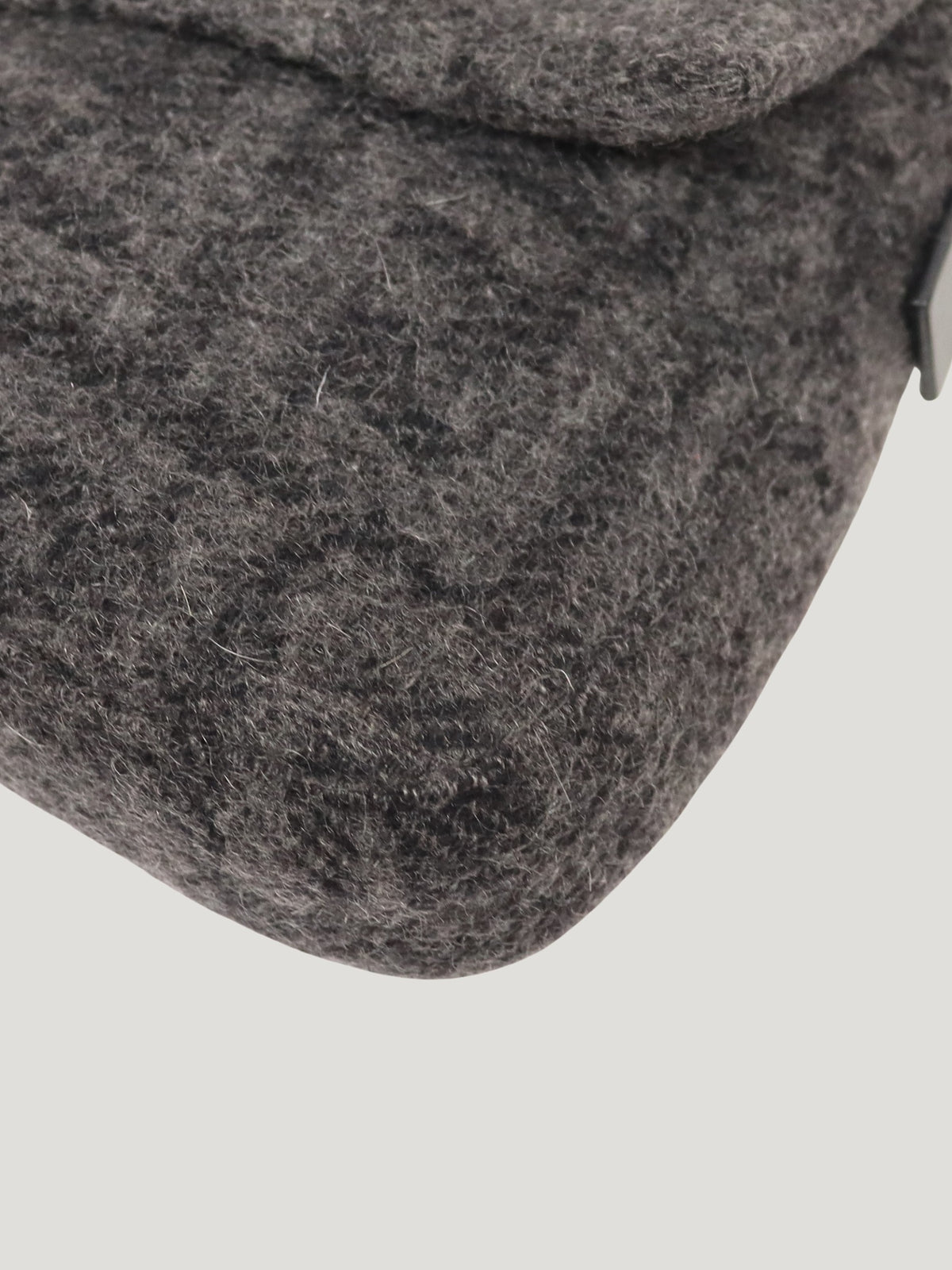 Wool Mamma bucket bag