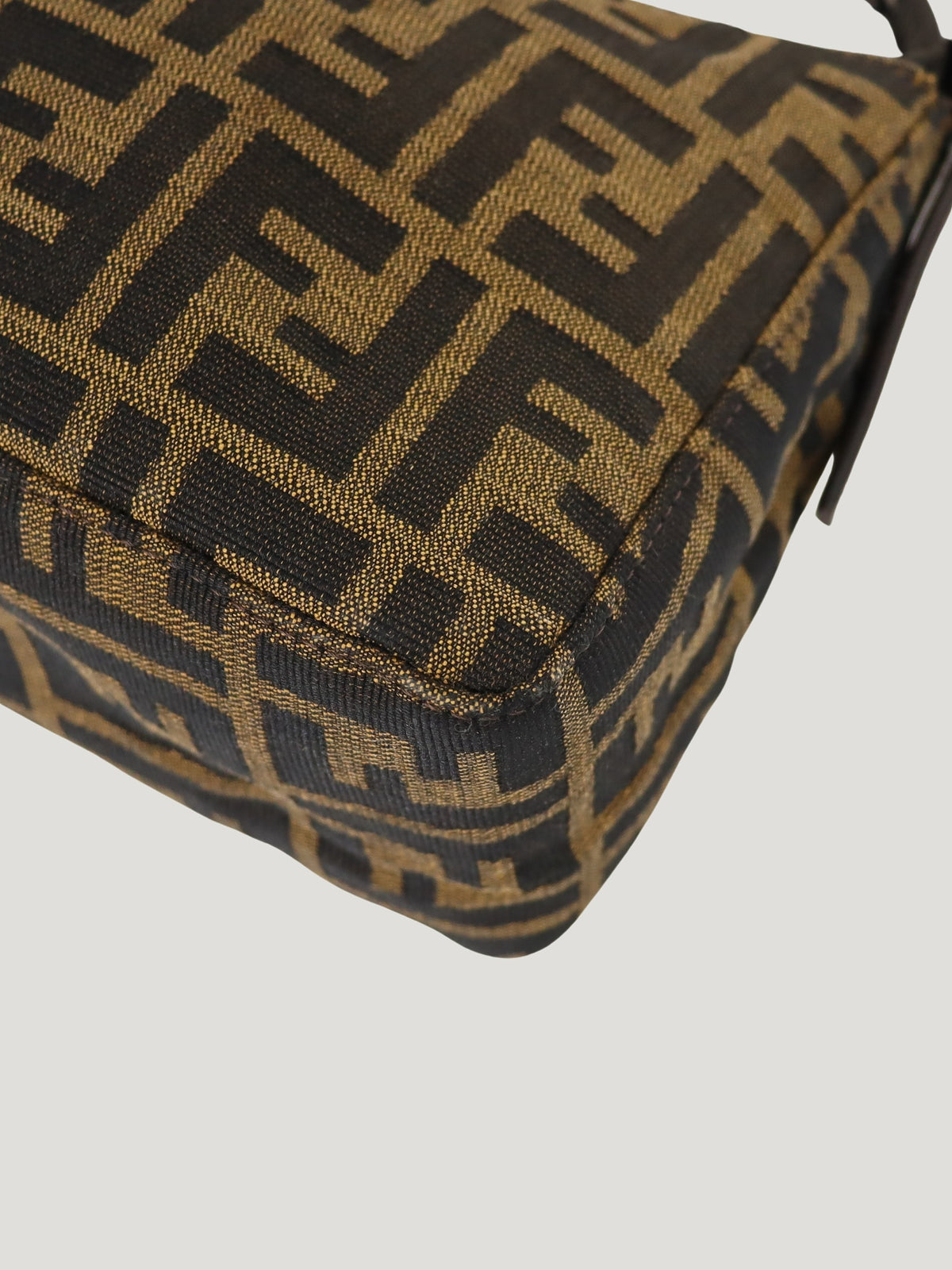 Zucca Shoulder Bag