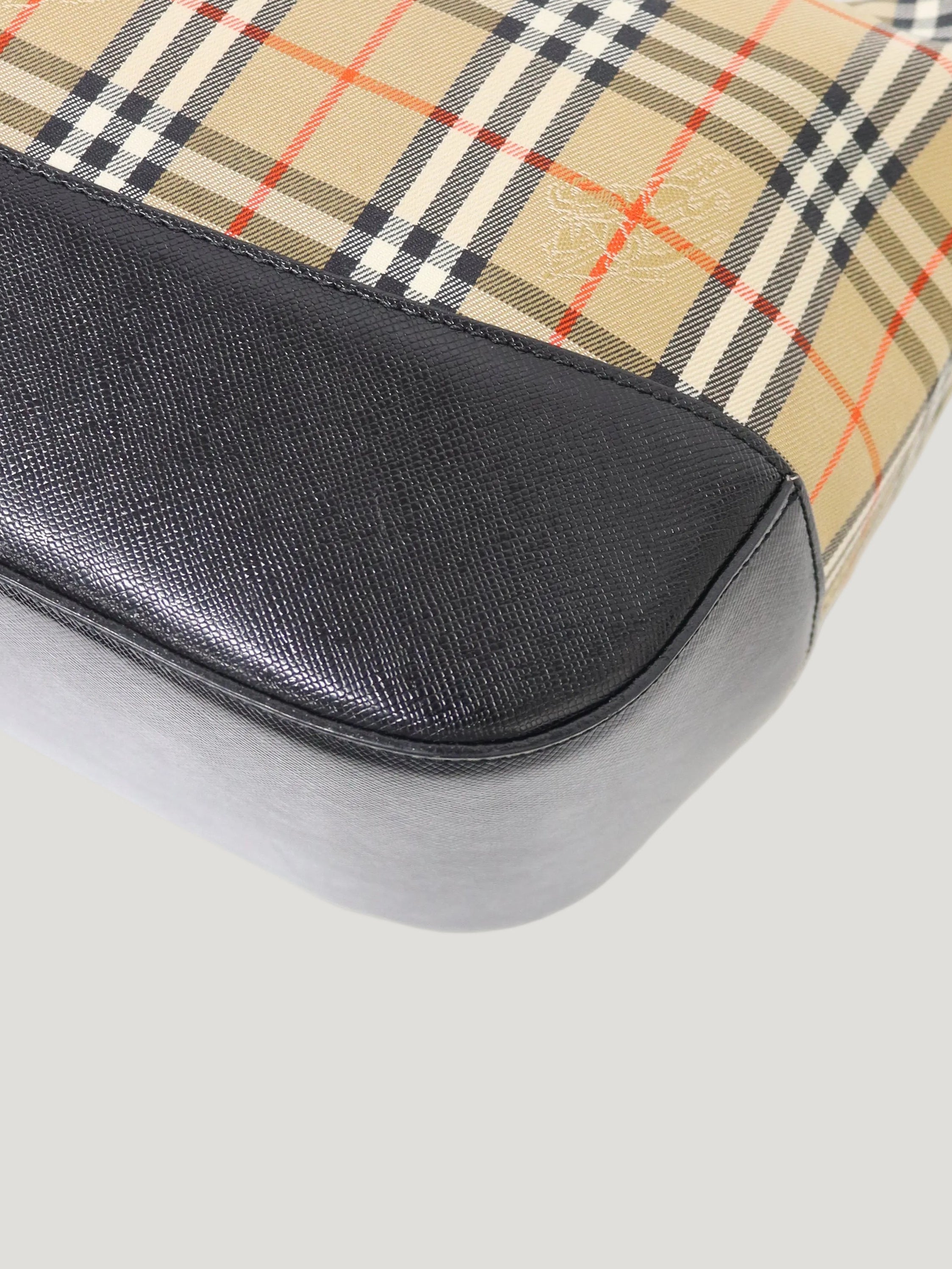 Checked one-shoulder bag