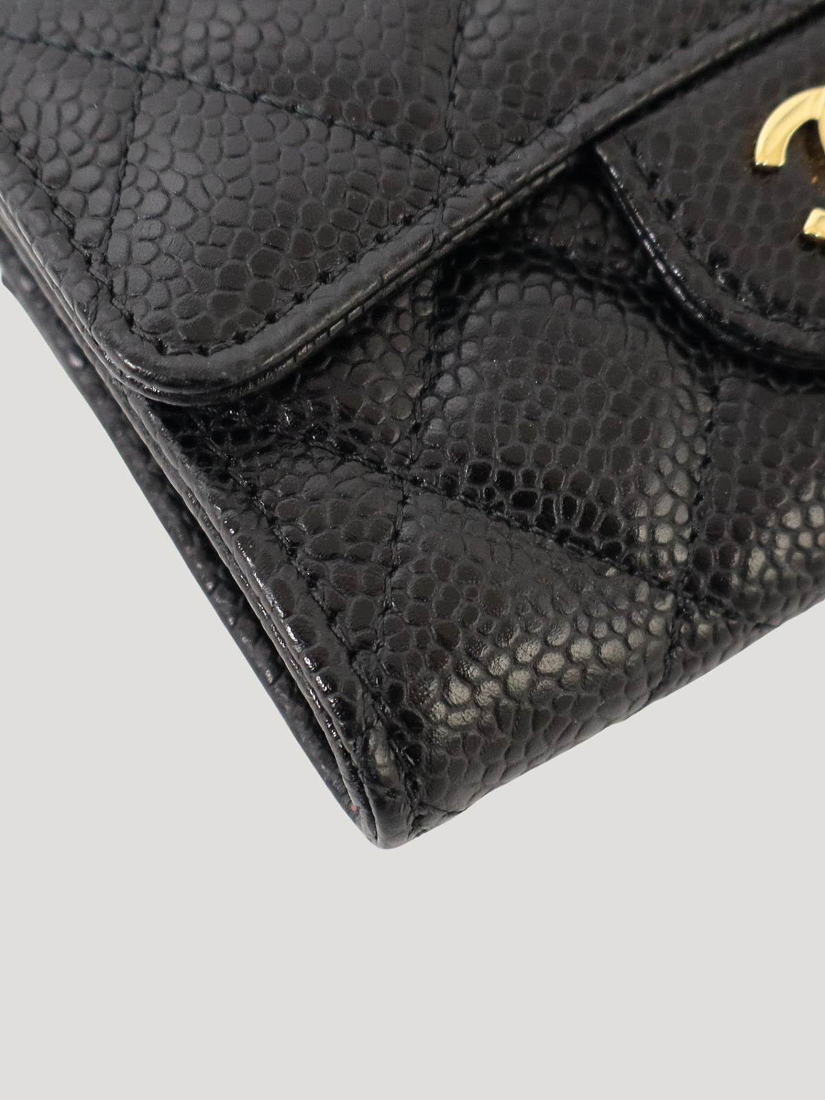 Caviar leather card case