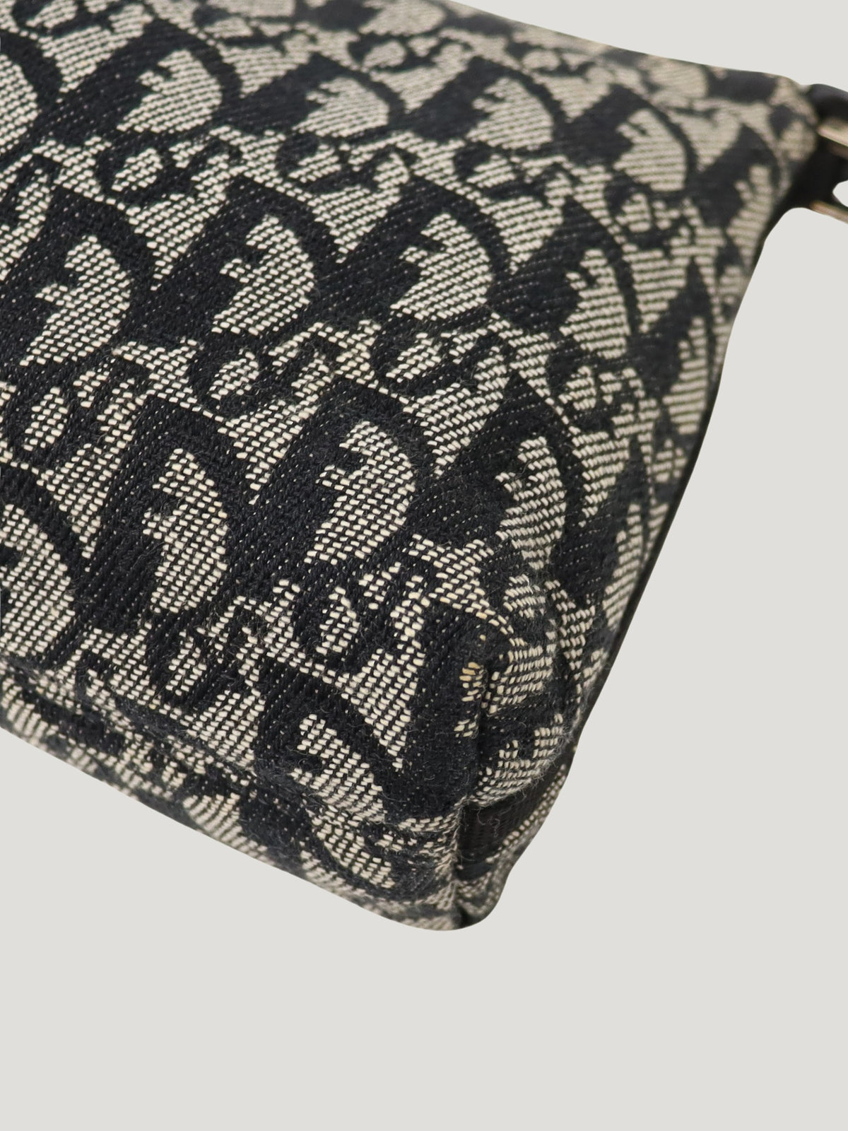Trotter-pattern one-shoulder bag