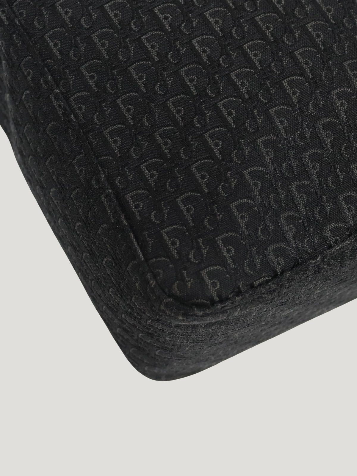 Trotter-pattern tote bag