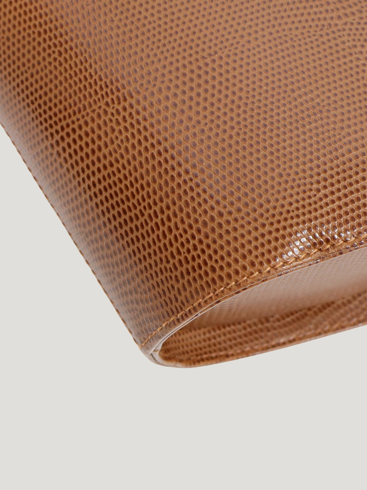 Vara Hardware Leather Handbag