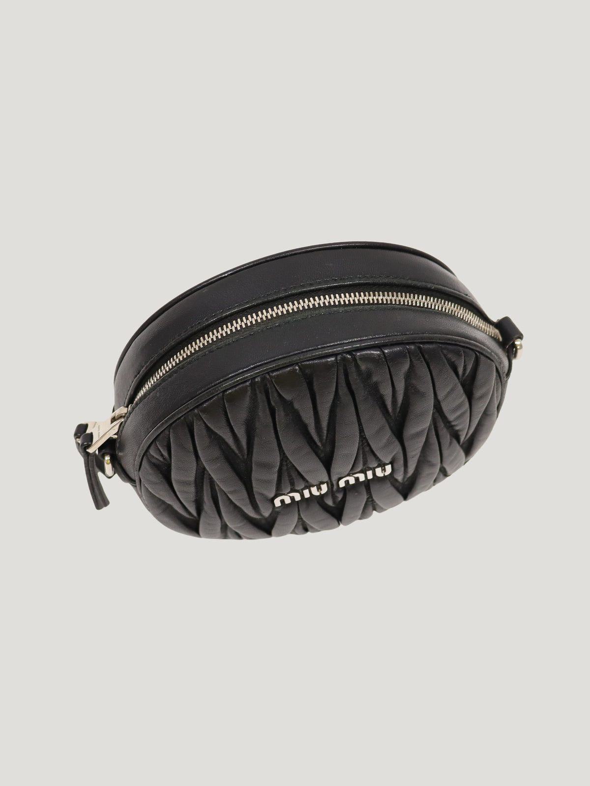 Matelassé shoulder bag
