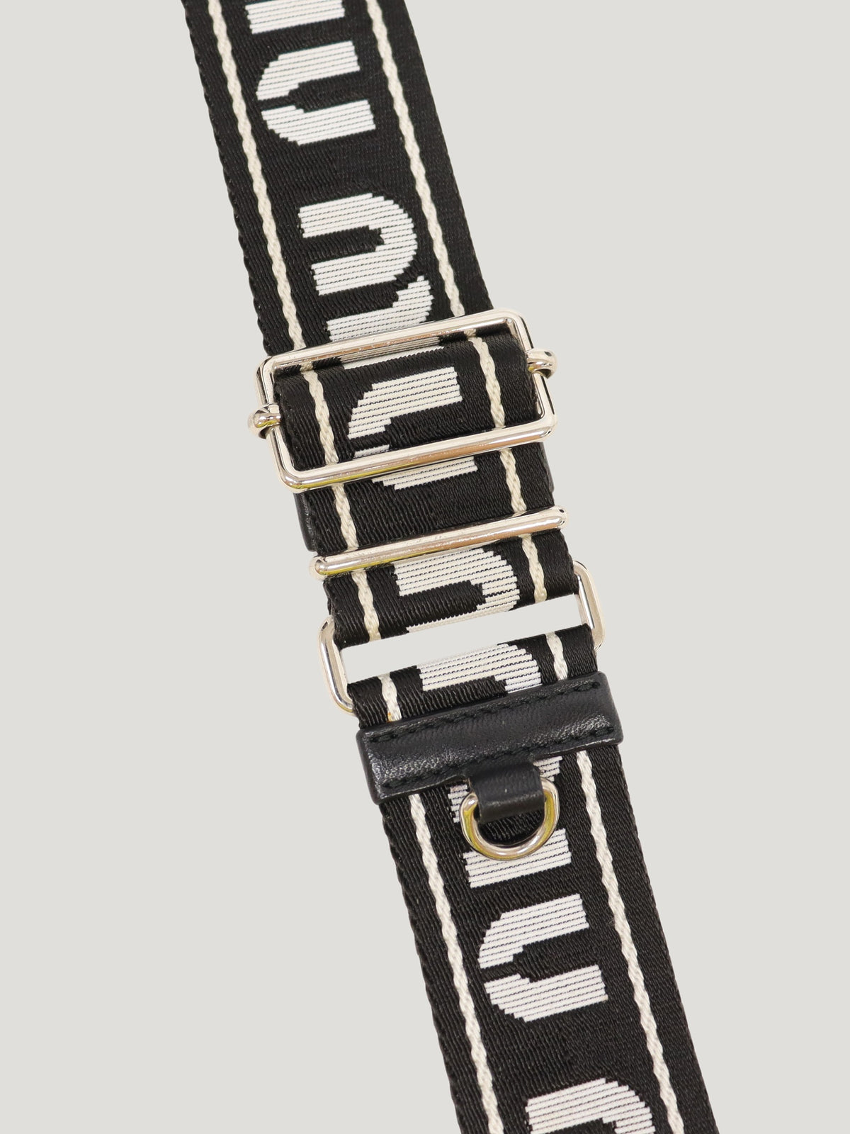 Matelassé shoulder bag