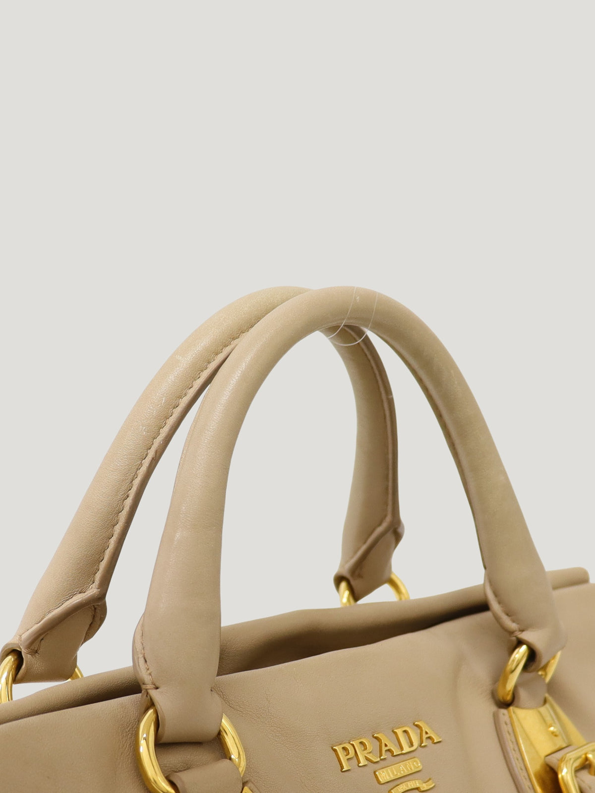 Logo hardware leather 2-way bag