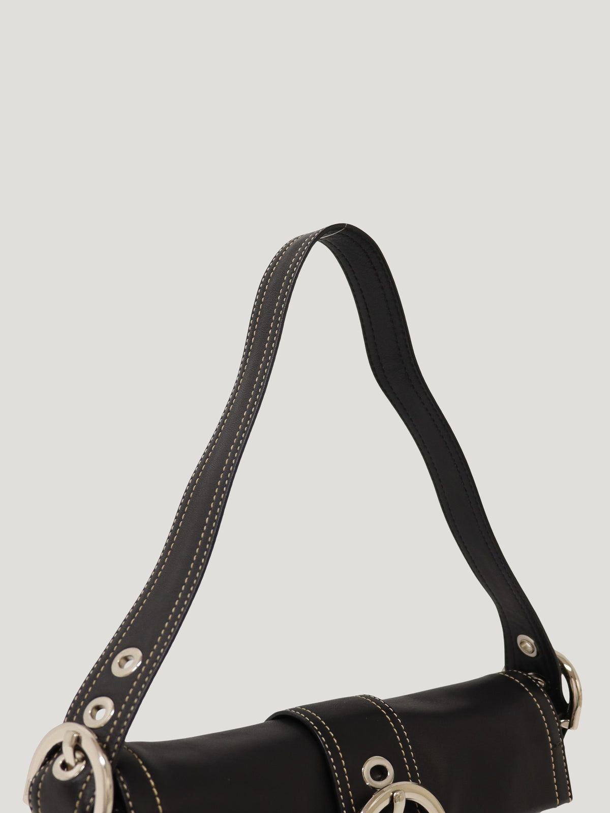 Soho leather one-shoulder bag