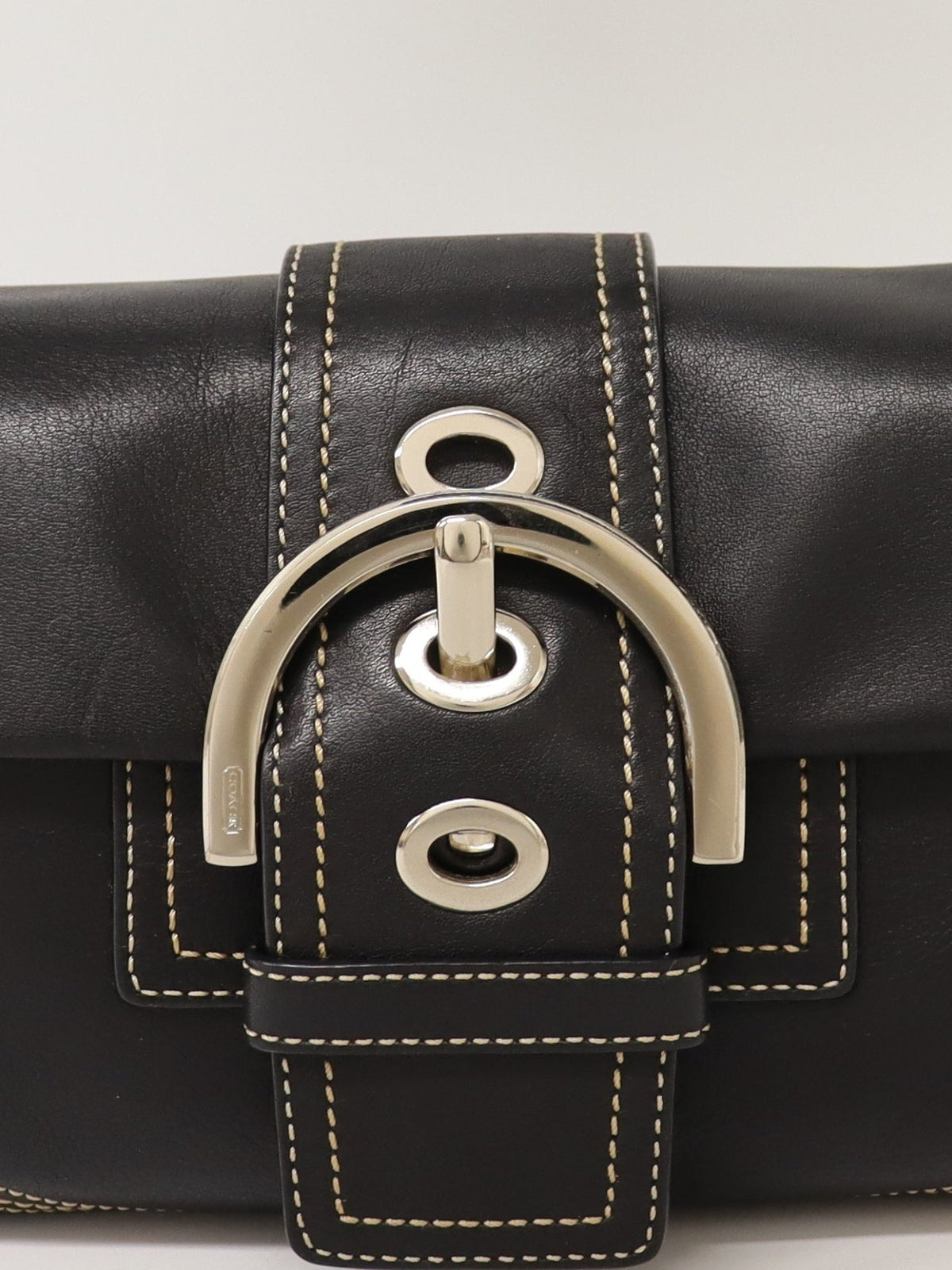 Soho leather one-shoulder bag