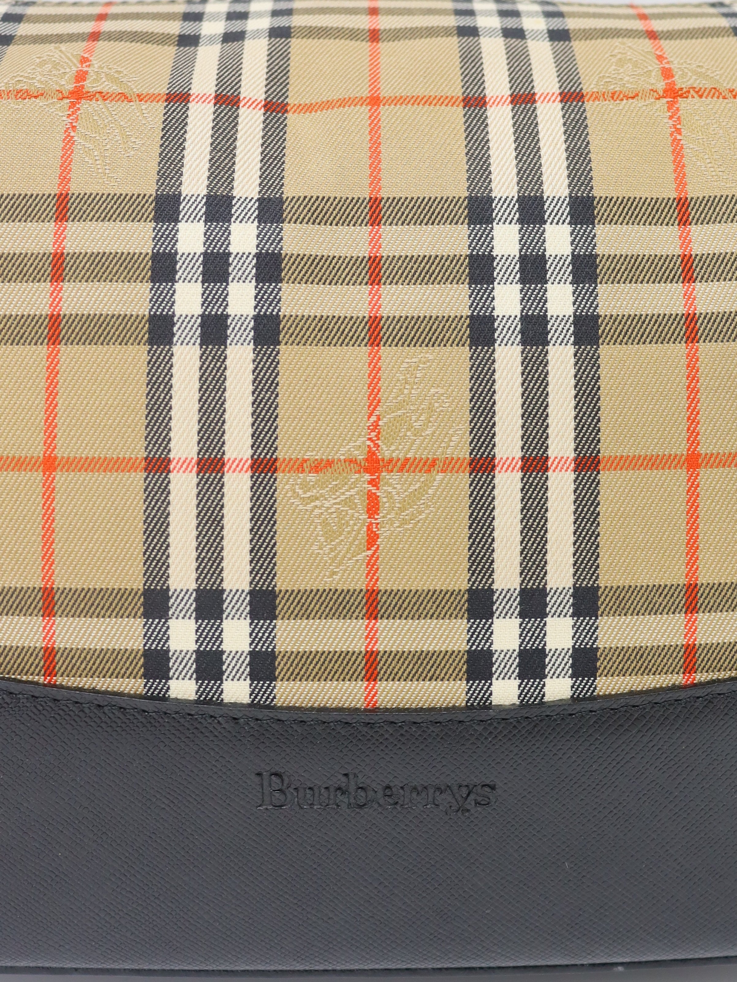 Checked one-shoulder bag
