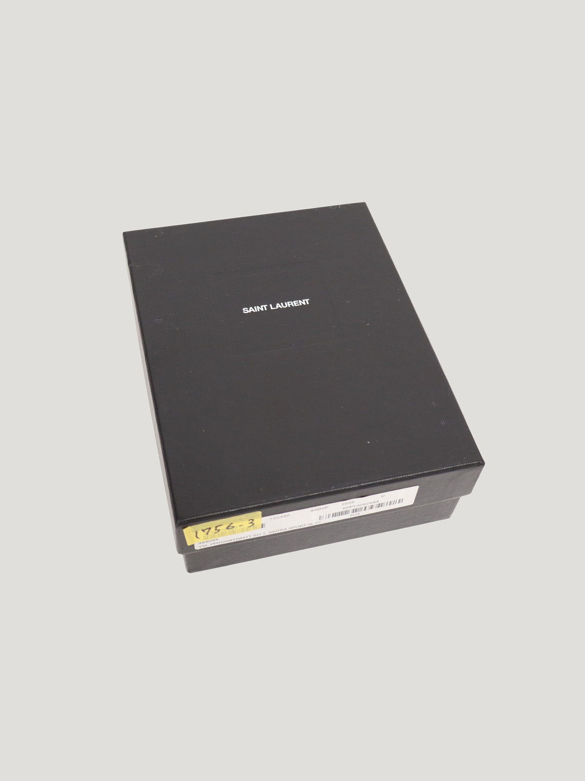 ロゴ金具レザーカードケース