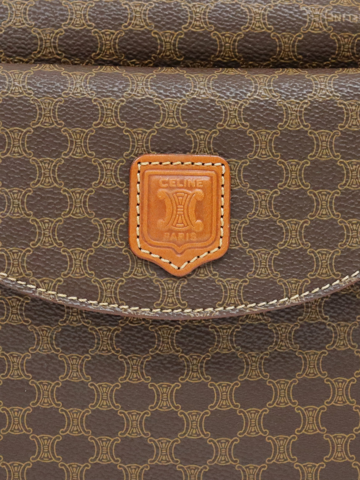 Macadam-pattern handbag with embossed blazon