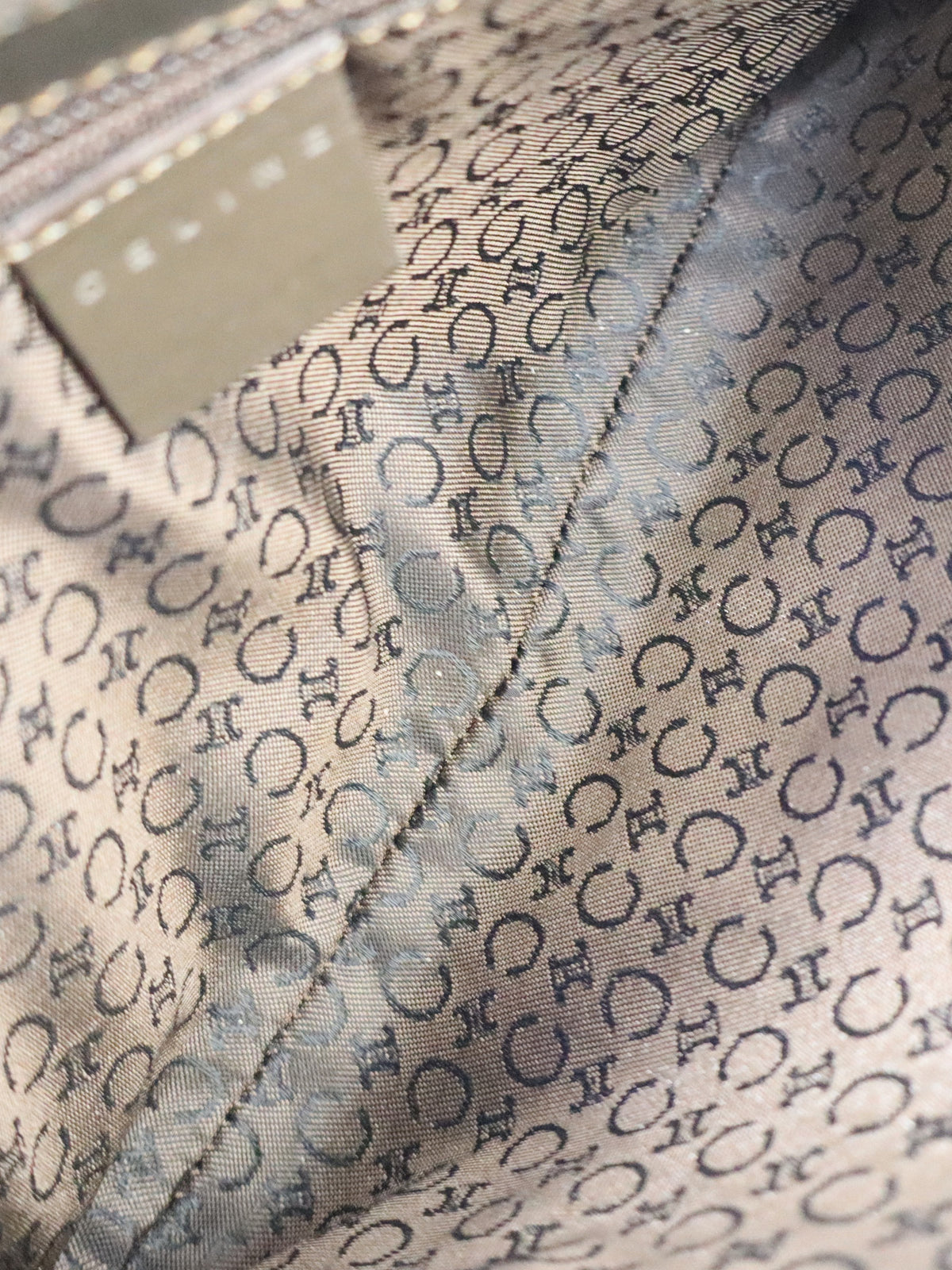 C Macadam-pattern one-shoulder bag