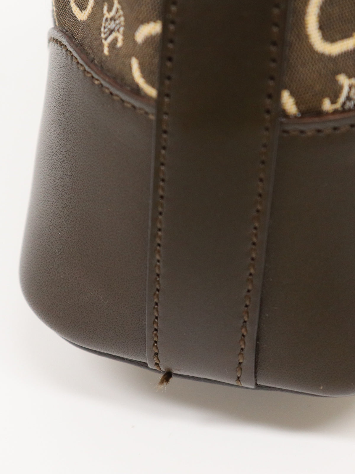 C Macadam-pattern shoulder bag