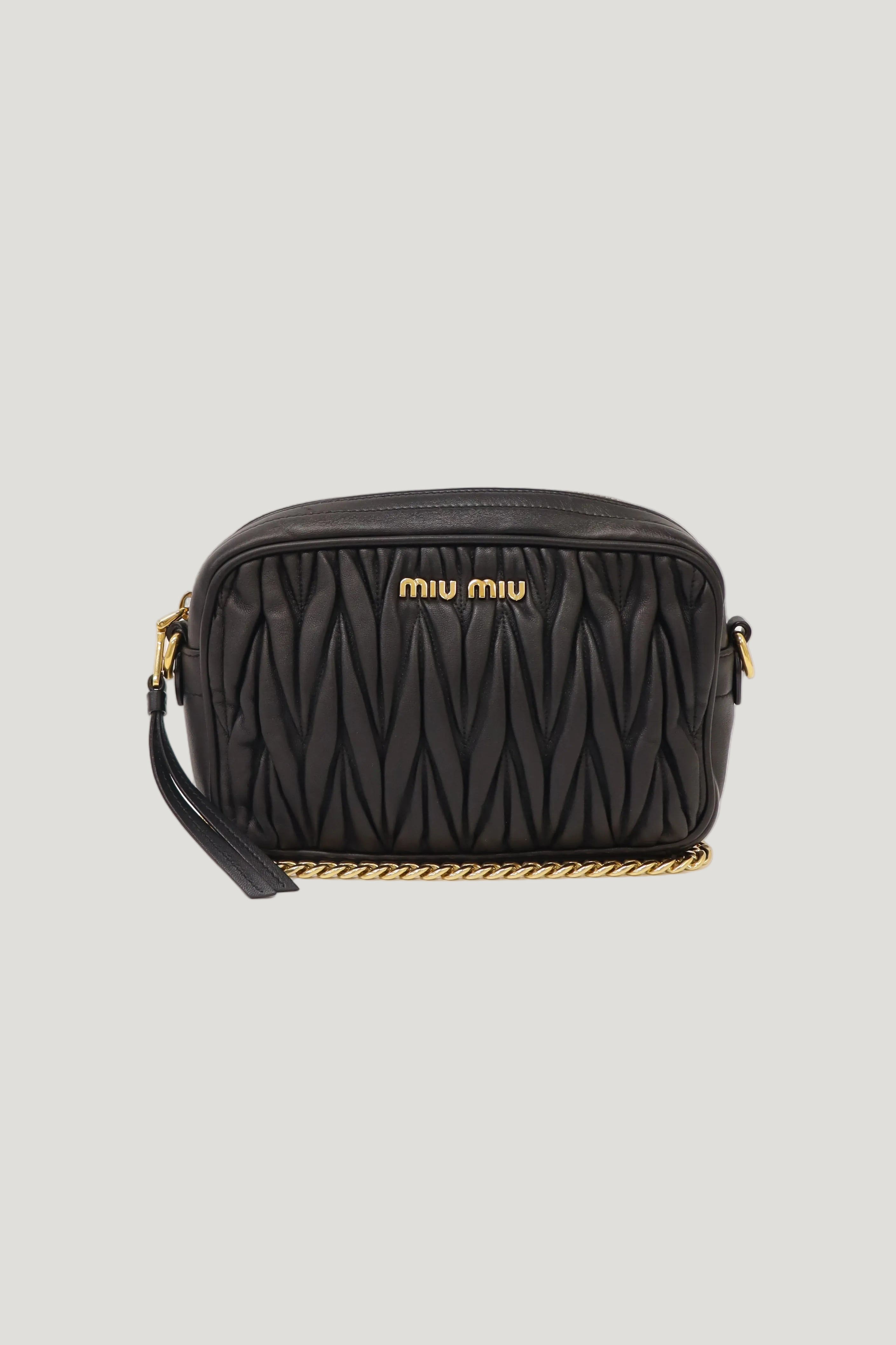 Matelassé Chain Shoulder Bag
