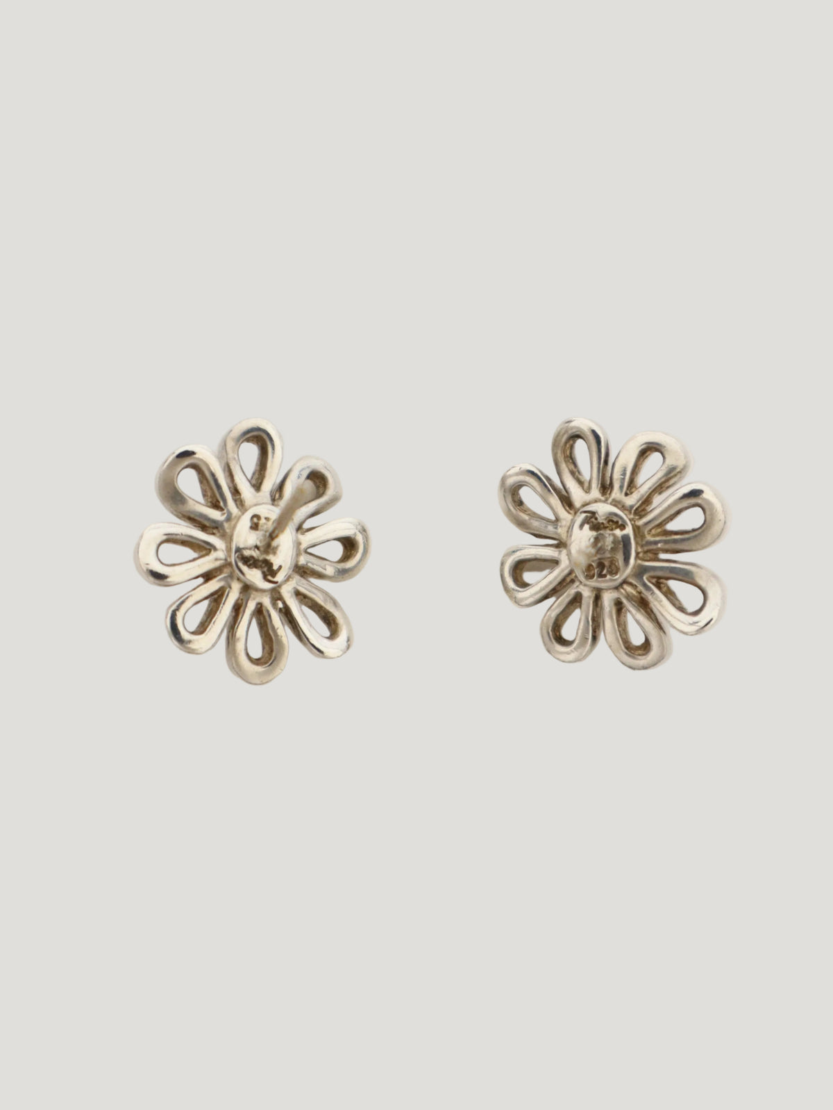 デイジーピアス