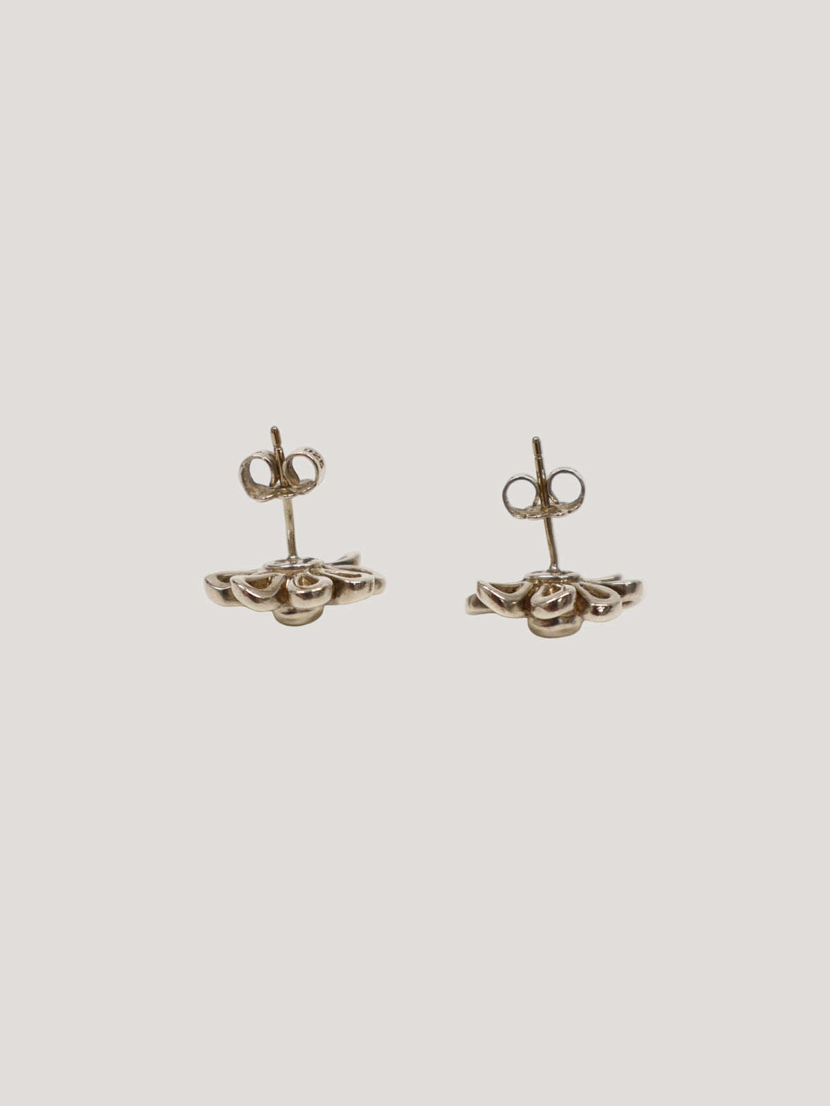 デイジーピアス