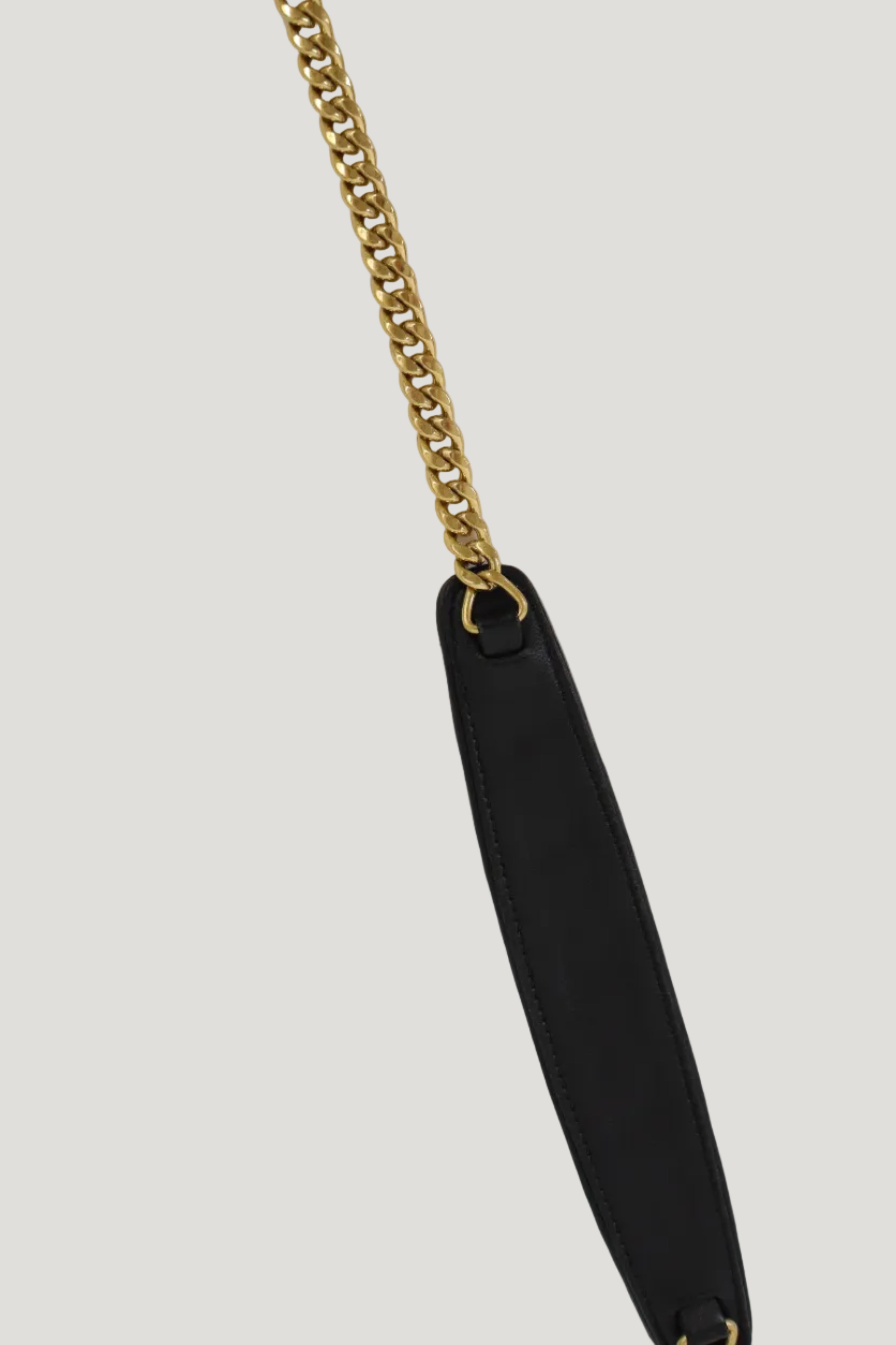 Matelassé Chain Shoulder Bag