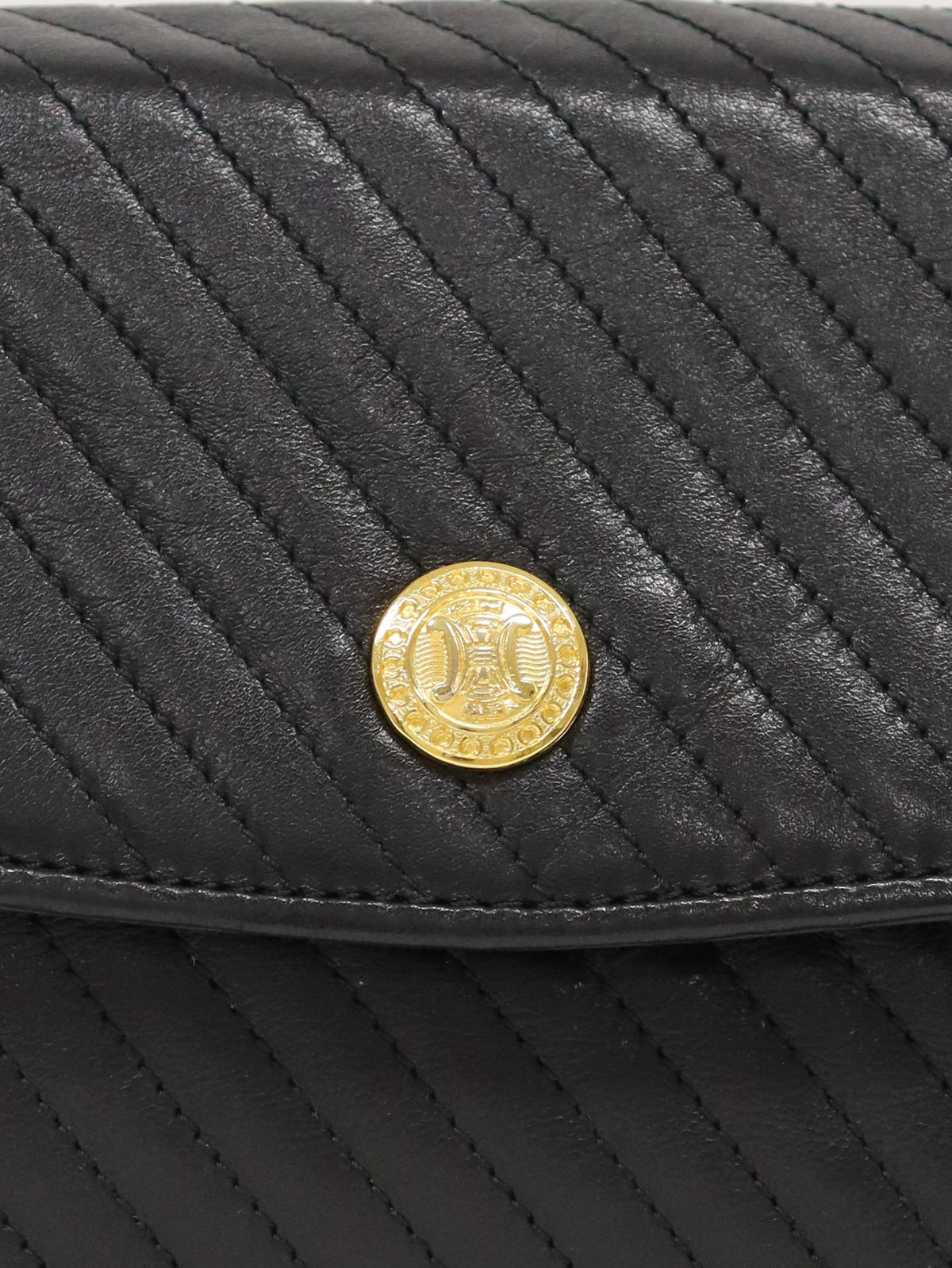 ブラゾン金具レザーチェーンショルダーバッグ　