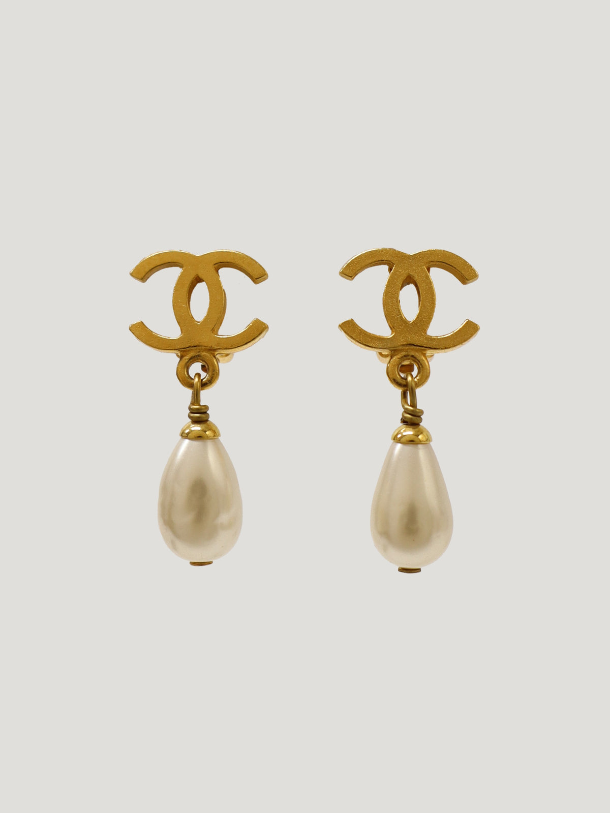 COCO Pearl Earrings