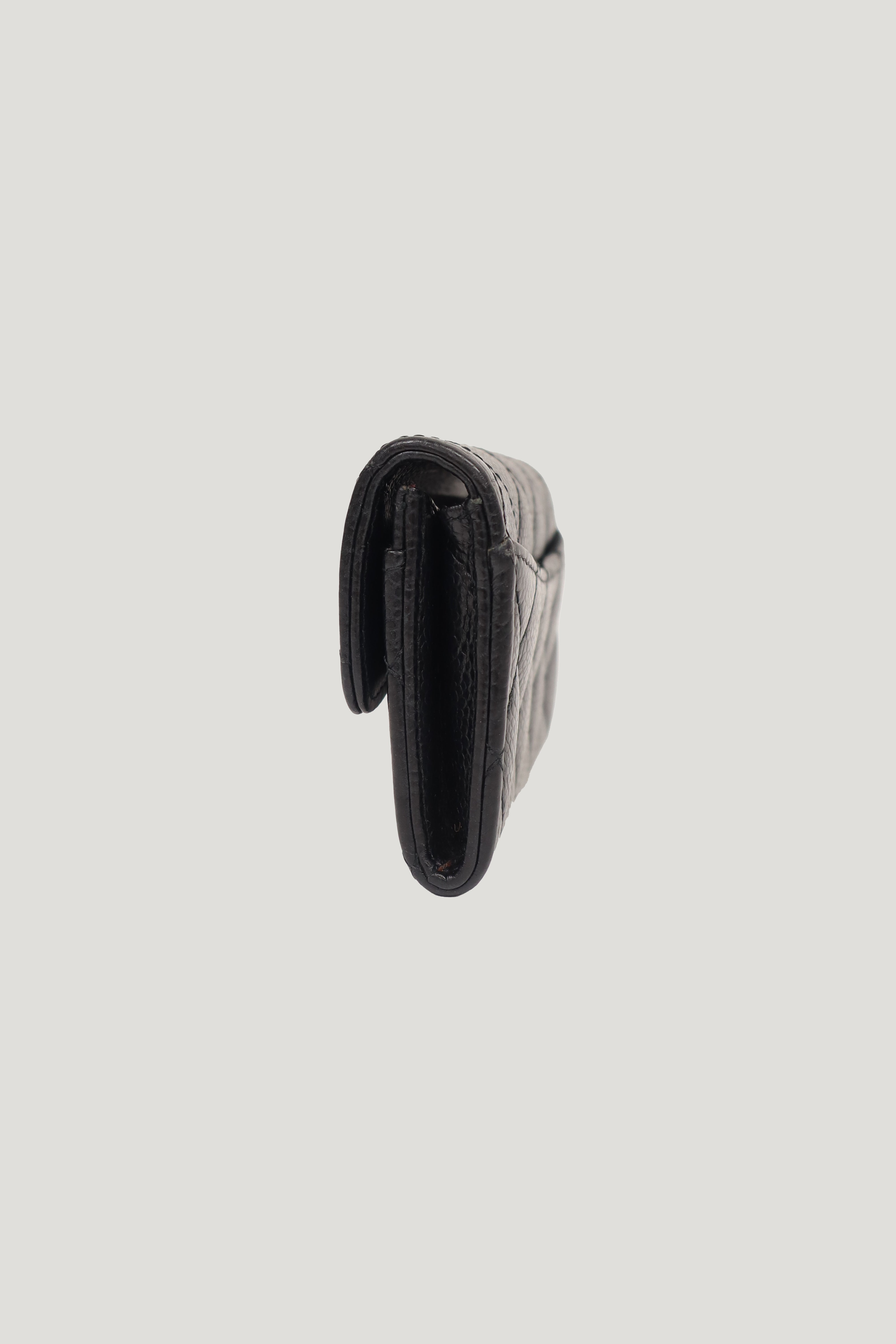 Matelassé Caviar Skin Card Case