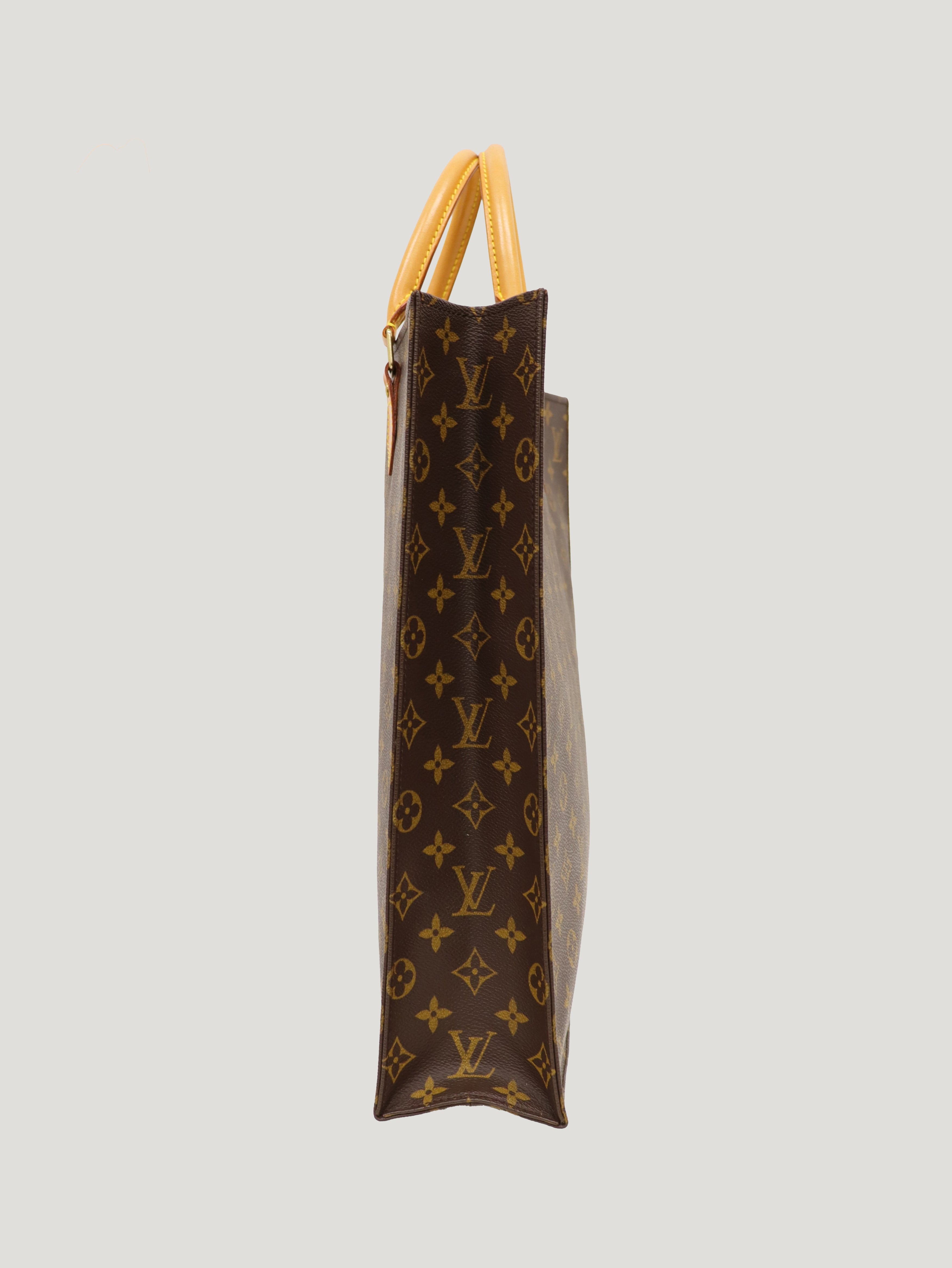 LOUIS VUITTON モノグラム サックプラ モノグラム サックプラ – Hedy